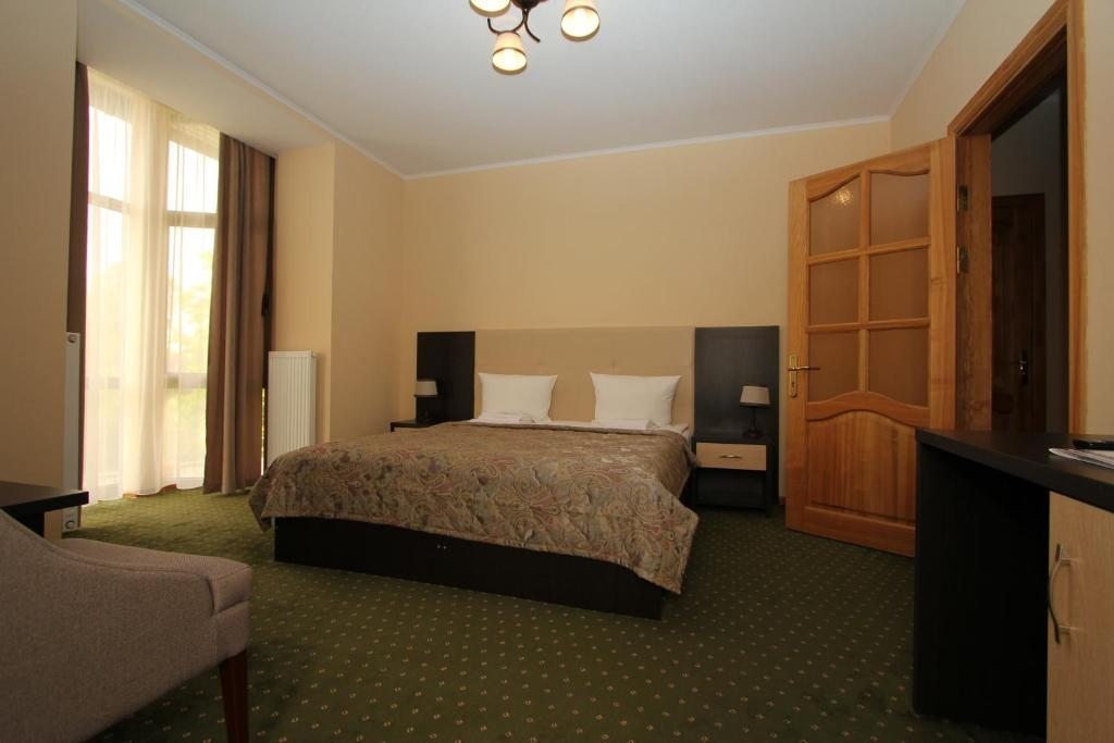 Двухместный (Двухместный номер с 1 кроватью или 2 отдельными кроватями и базовыми удобствами) отеля Вальде Парк, Лесной