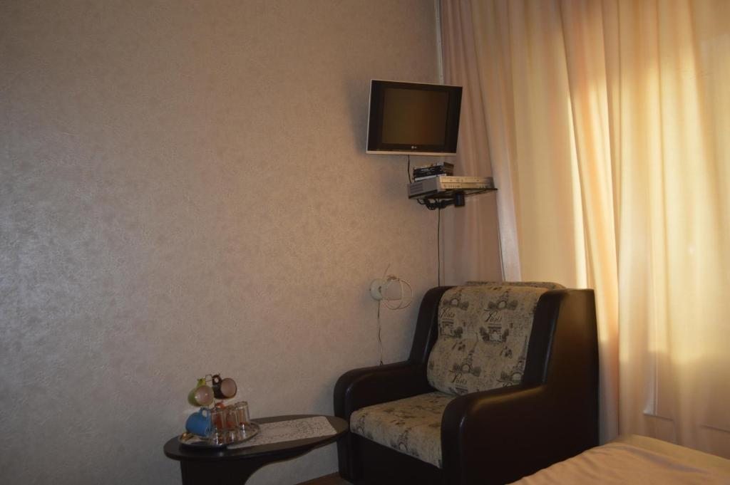 Двухместный (Двухместный номер с 1 кроватью) хостела Брусника, Иркутск