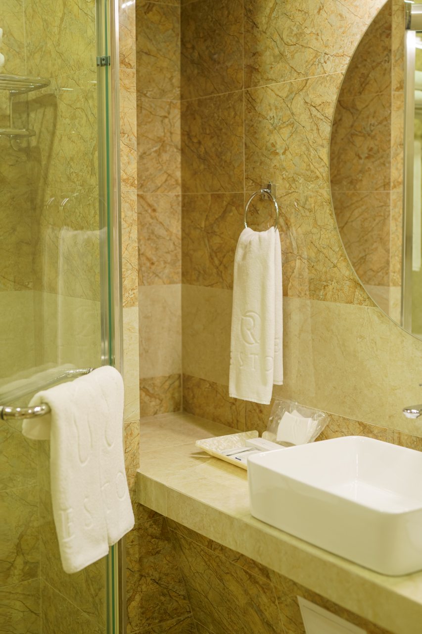 Сьюит, Reston Hotel & Spa