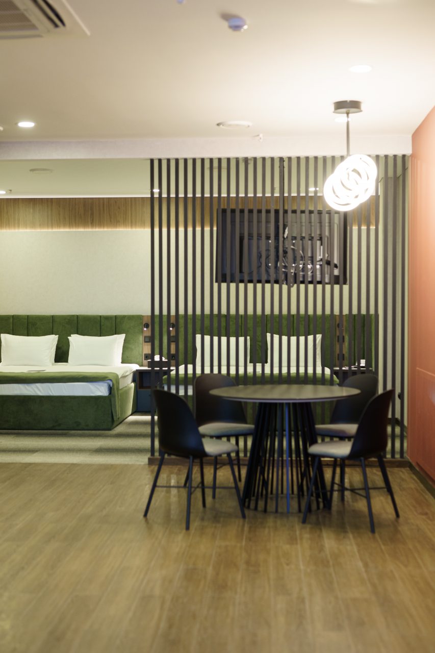 Сьюит, Reston Hotel & Spa