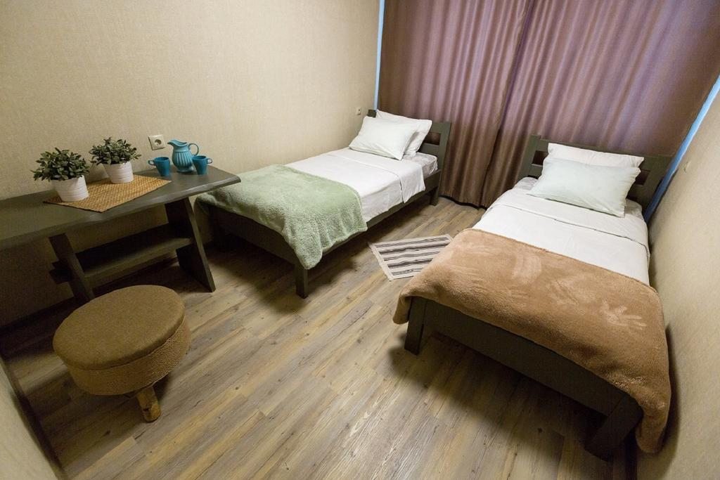 Двухместный (Бюджетный с 2 отдельными кроватями) гостиницы Шумак, Улан-Удэ