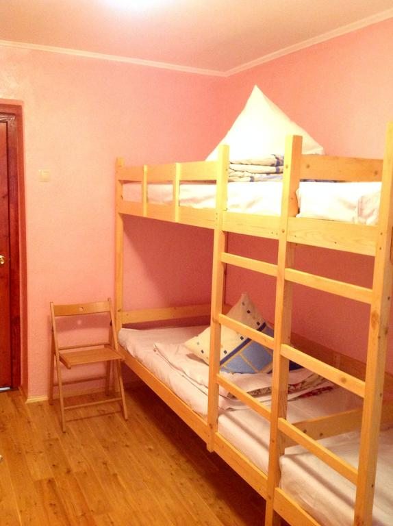 Номер (Кровать в общем четырехместном номере для женщин) хостела Странник, Омск