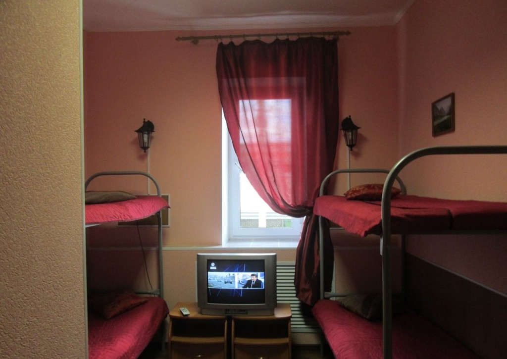 Четырехместный (Классический) гостиницы-хостела Три охотника, Омск