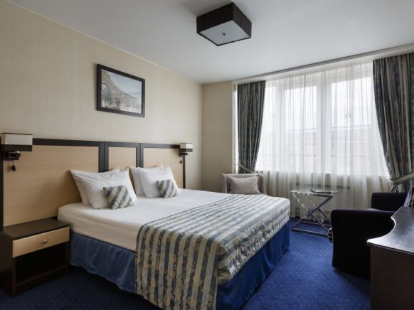 Фотография номера гостиницы Статский Советник