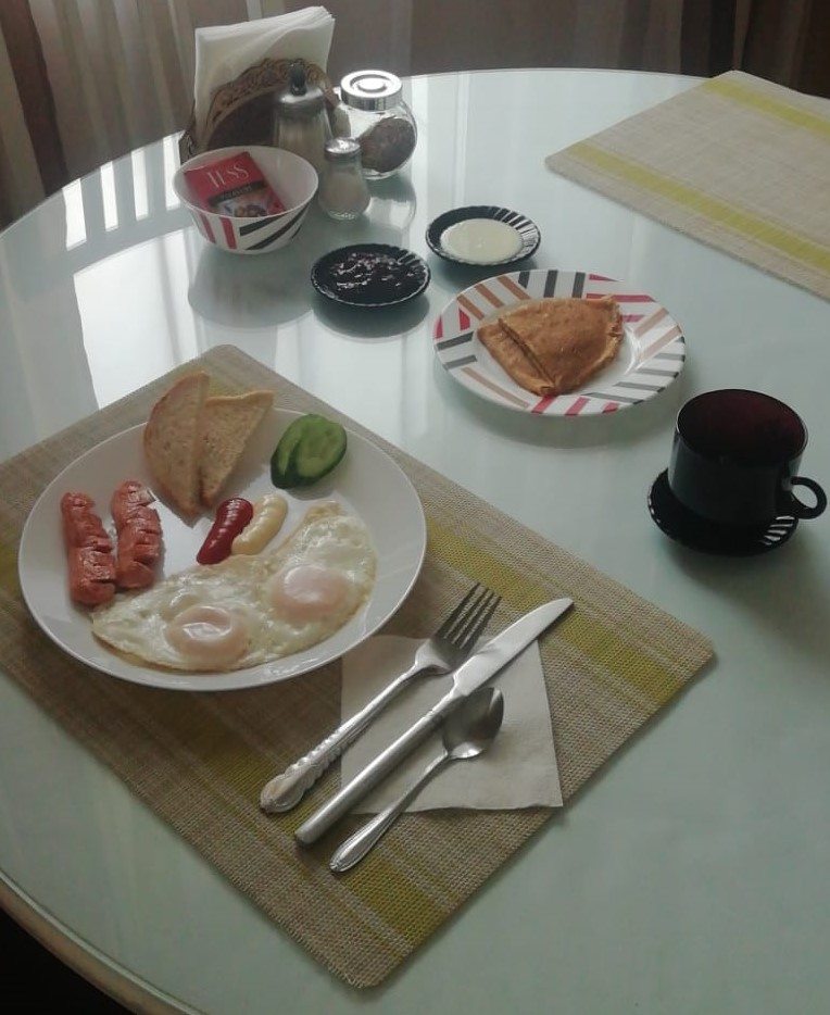 Завтрак в номер, Гостиница Оазис