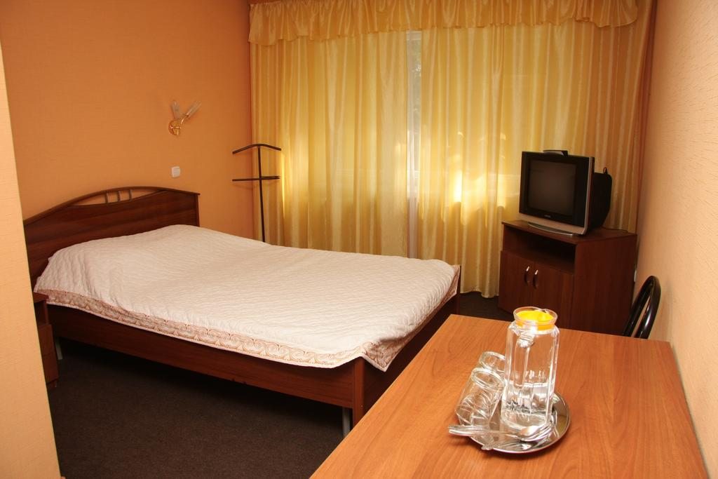 Двухместный (Номер с 1 кроватью) гостиницы Колос, Барнаул