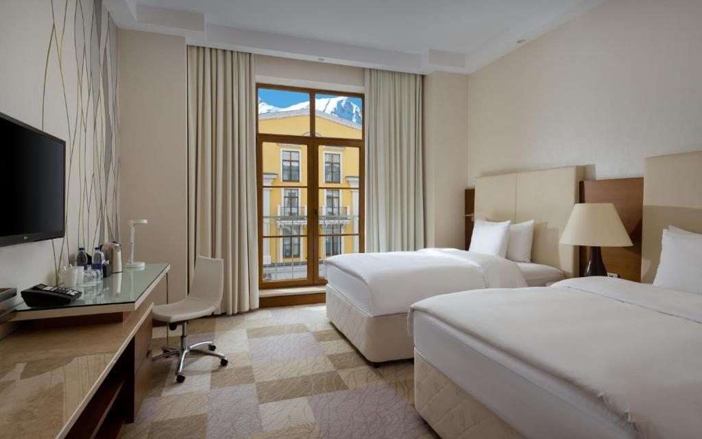 Двухместный (Стандартный двухместный номер с 2 отдельными кроватями) курортного отеля Novotel Congress Красная Поляна, Эсто-Садок