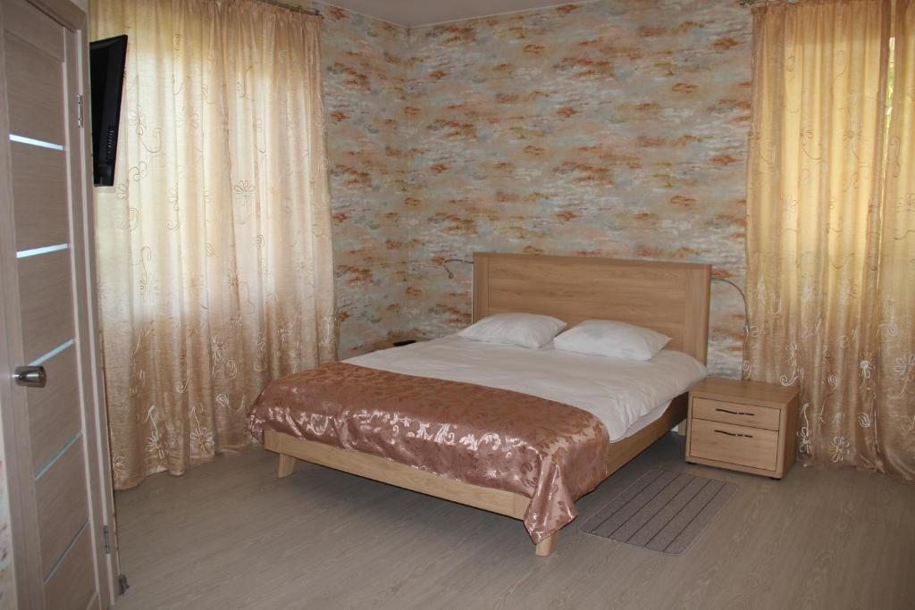 Двухместный (Стандартный двухместный номер с одной двухместной кроватью) хостела Мансарда, Тверь