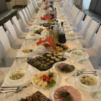 Общая кухня, Отель Фаворит
