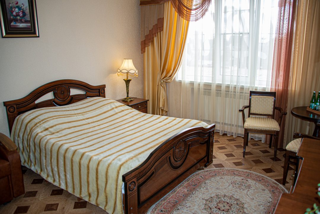 Двухместный (Стандартный двухместный номер с 1 кроватью) отеля Гранд Плаза, Георгиевск