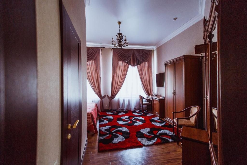 Двухместный (Двухместный номер с 1 кроватью или 2 отдельными кроватями и красивым видом) гостиницы Европа, Дербент
