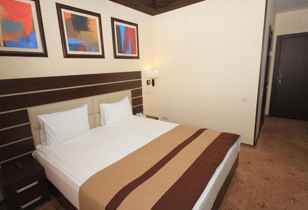 Двухместный (Двухместный номер с 1 кроватью или 2 отдельными кроватями) отеля Вертикаль, Архыз