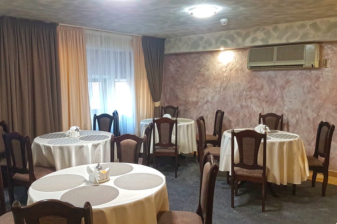 Ресторан «шведский стол», Гостиница Симбирск
