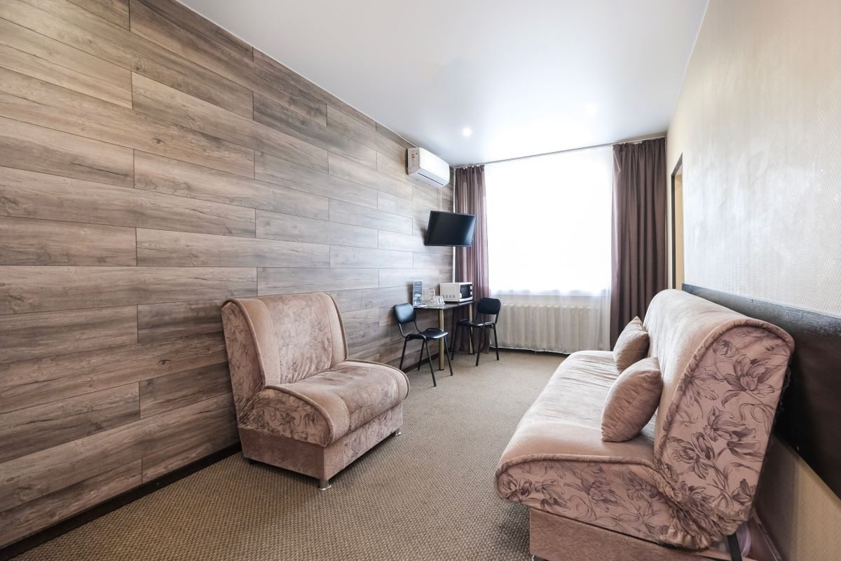 Трёхместный и более (Стандарт двухкомнатный), Гостиница Центральная