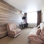 Трёхместный и более (Стандарт двухкомнатный), Гостиница Центральная