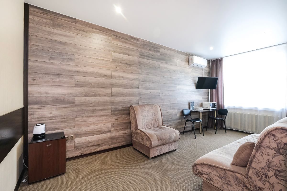 Трёхместный и более (Стандарт двухкомнатный), Гостиница Центральная