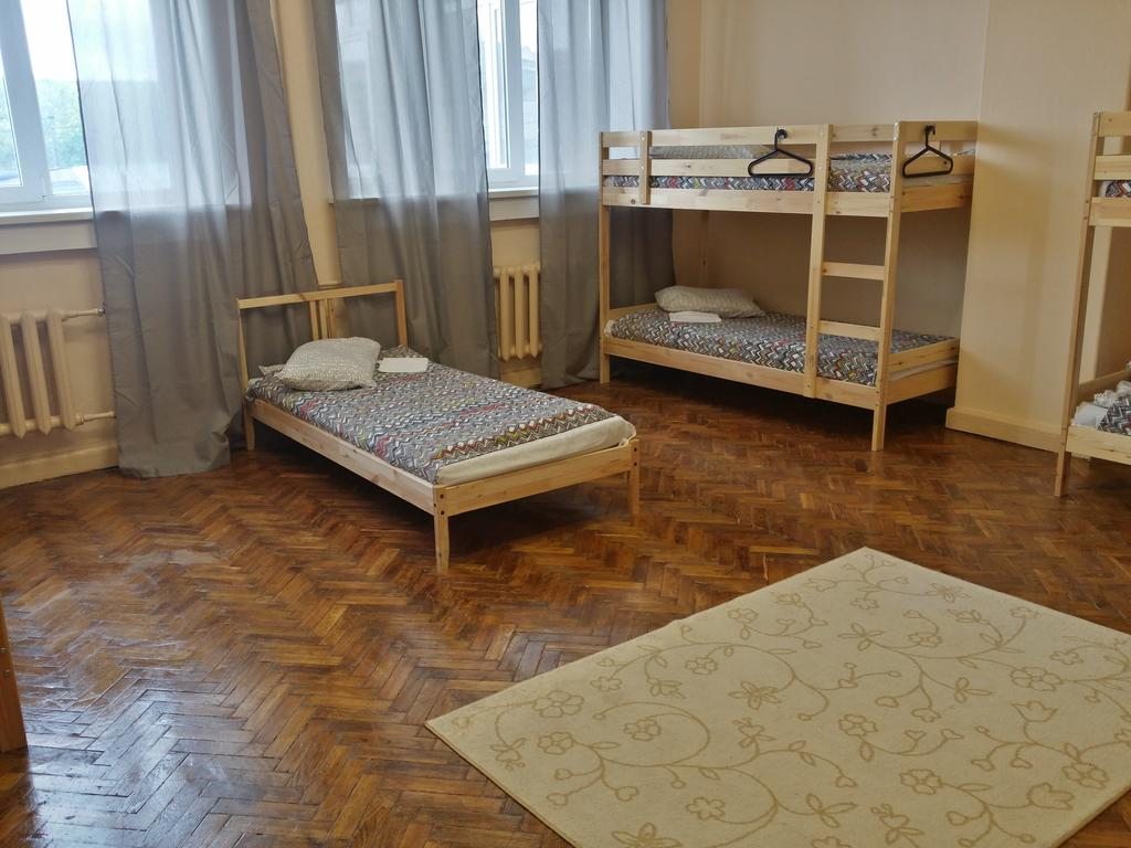 Номер (Спальное место на двухъярусной кровати в общем номере для мужчин и женщин) хостела Kirovsk.red, Кировск (Мурманская область)
