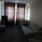 Апартаменты (Апартаменты с 2 спальнями - Лабораторная д.4), Хостел Kirovsk.red