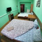 Номер (Номер 2х местный с двумя двух спальными кроватями), Хостел Kirovsk.red