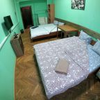 Номер (Номер 2х местный с двумя двух спальными кроватями), Хостел Kirovsk.red