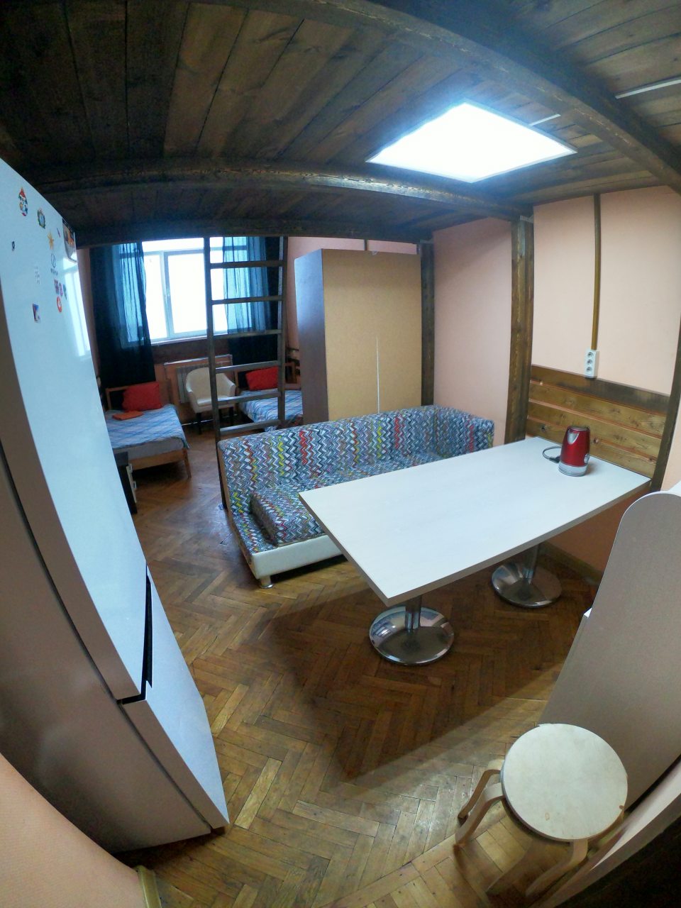 Номер (Номер 4х местный с верхним ярусом), Хостел Kirovsk.red