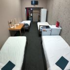 Номер (Номер 4х местный с верхним ярусом), Хостел Kirovsk.red