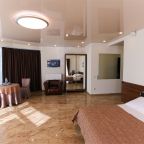 Люкс, Авторский отель Регата