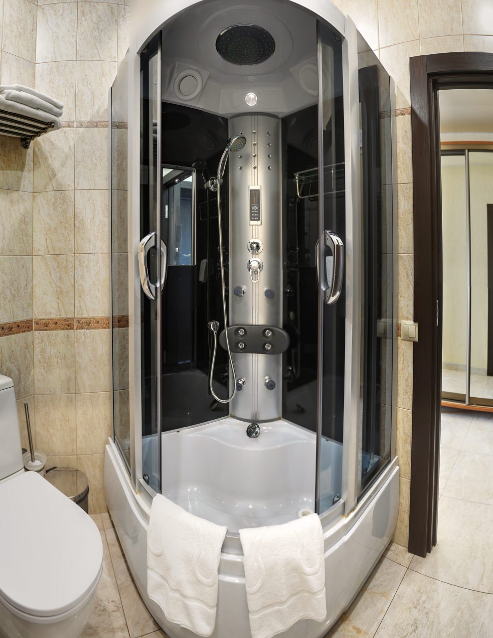 Люкс, Авторский отель Регата