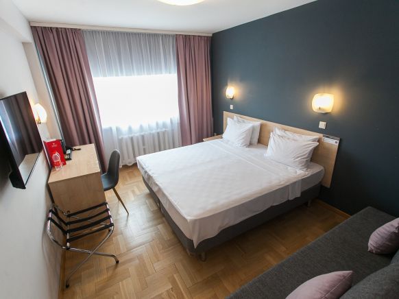 Фотография номера гостиницы АЗИМУТ Отель Сибирь