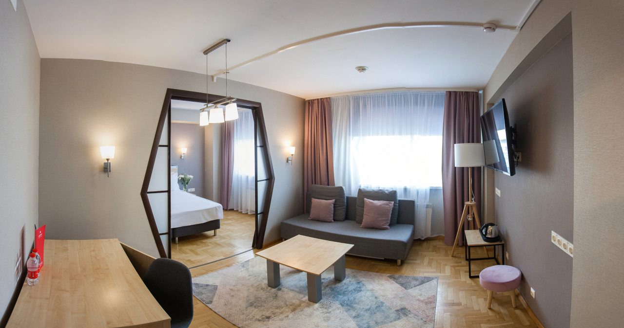 Люкс (Suite Double bed), АЗИМУТ Отель Новосибирск