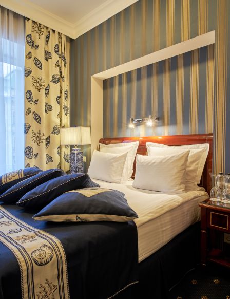 Фотография номера гостиницы Золотой треугольник