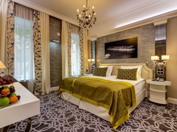 Фотография номера гостиницы Золотой треугольник