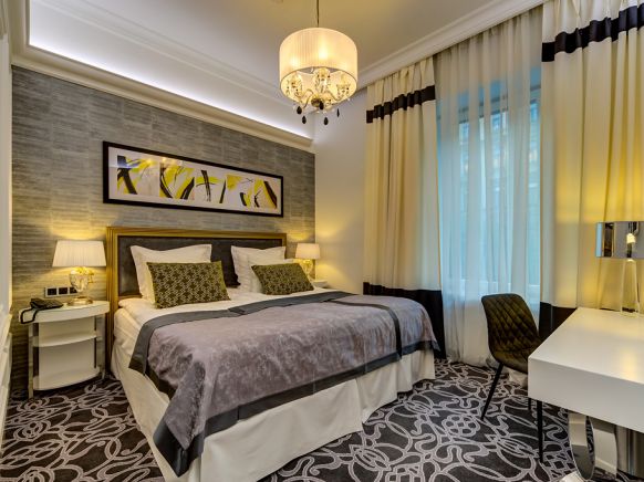 Фотография номера гостиницы Золотой треугольник