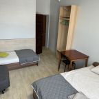 Стандартный трехместный номер с ванной комнатой