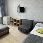 Стандартный трехместный номер с ванной комнатой