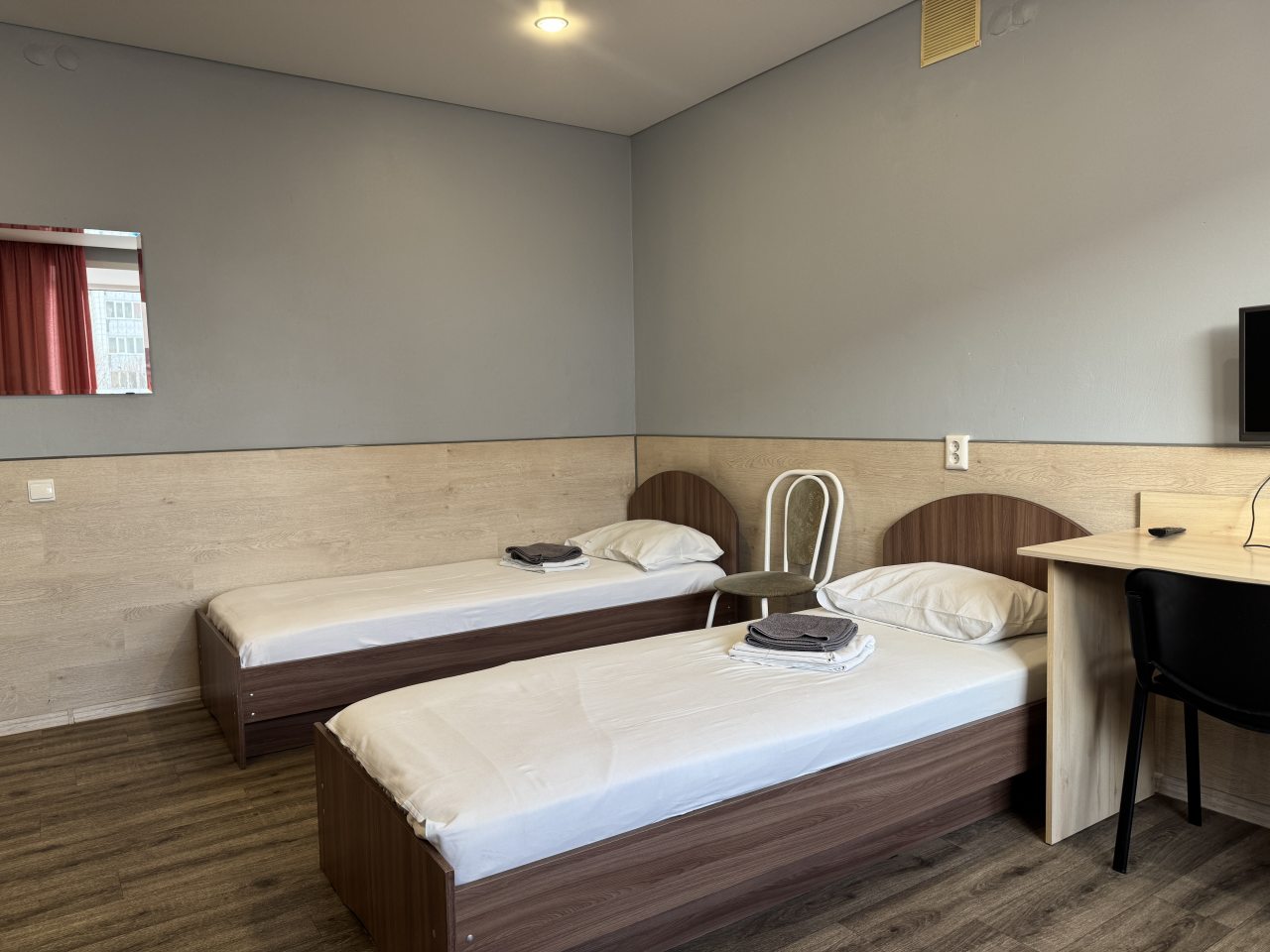 Трехместный (Трехместный номер на мансарде), Мини-отель Акспай