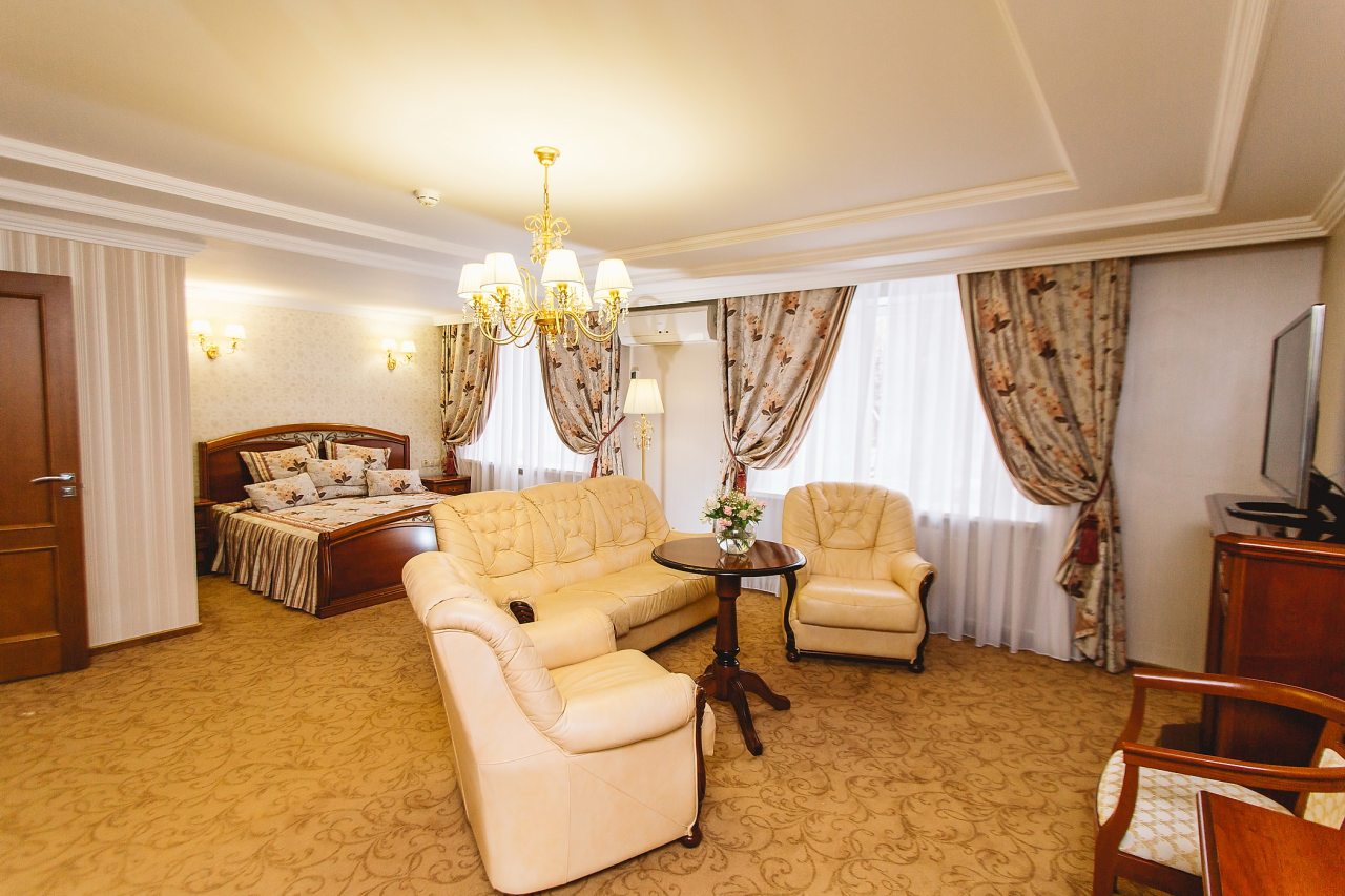 Люкс (Люкс VIP), Отель Чайковский