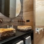 Трёхместный и более (Люкс), Отель Курорт Манжерок 5*