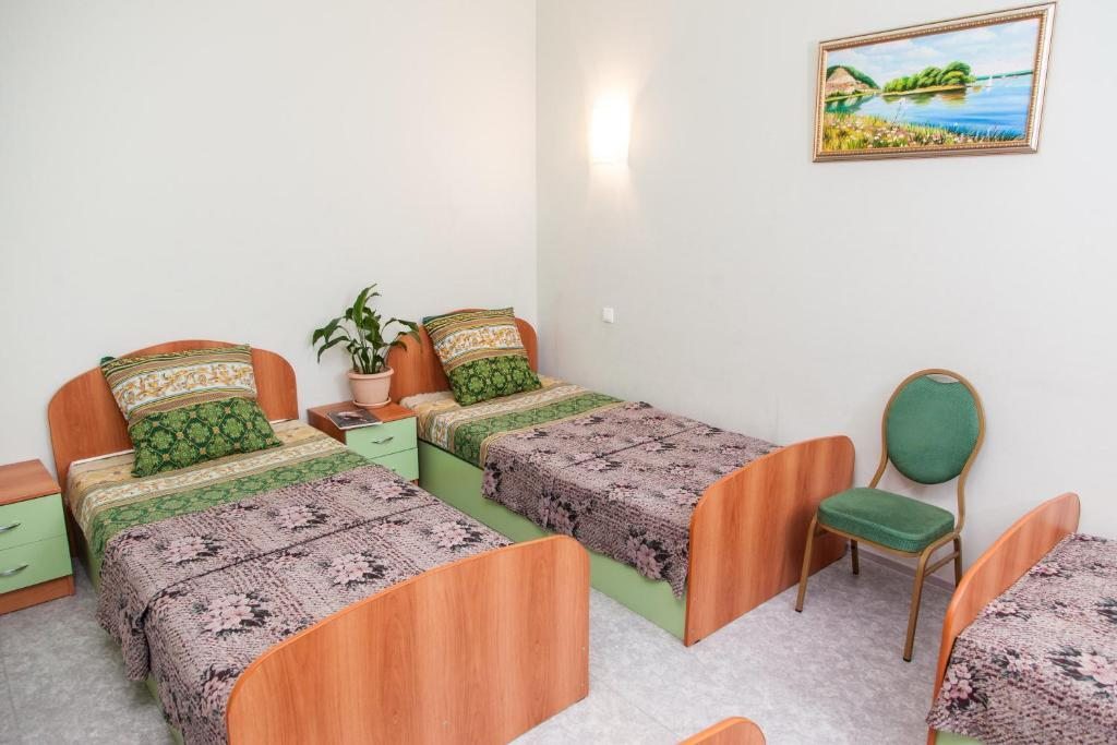 Номер (Кровать в общем номере с 5 кроватями) отеля Стара Загора, Самара