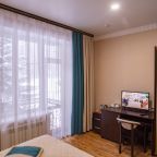 De Luxe (Стандарт с двуспальной кроватью и балконом), Отель ТауРух