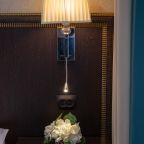 Светильник общий и для чтения