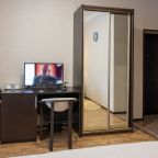 De Luxe (Стандарт с двуспальной кроватью и балконом), Отель ТауРух