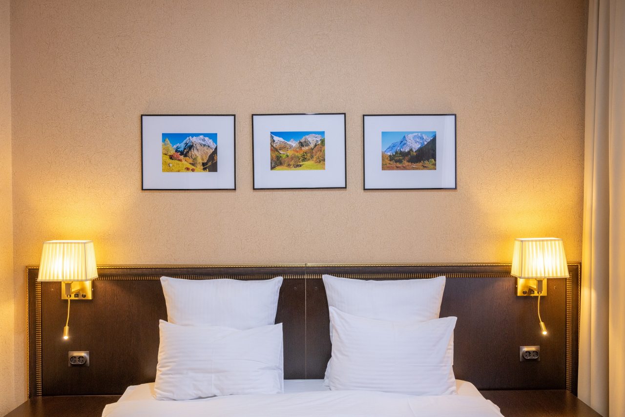 De Luxe (Стандарт с двуспальной кроватью на 1-м этаже), Отель ТауРух