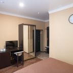 De Luxe (Стандарт с двуспальной кроватью на 1-м этаже), Отель ТауРух