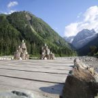 Объект находится в горах, Отель ТауРух