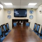 Комната переговоров, Отель Cronwell Inn Стремянная