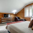 Двухместный (Номер Гранд-люкс  с кроватью размера "queen-size"), Загородный отель Ягода Малина