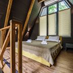 Апартаменты (А-фрейм), Загородный отель Ягода Малина