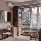 Студио, Гостиница Гала-Альпик