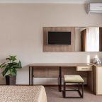 Студио, Гостиница Гала-Альпик